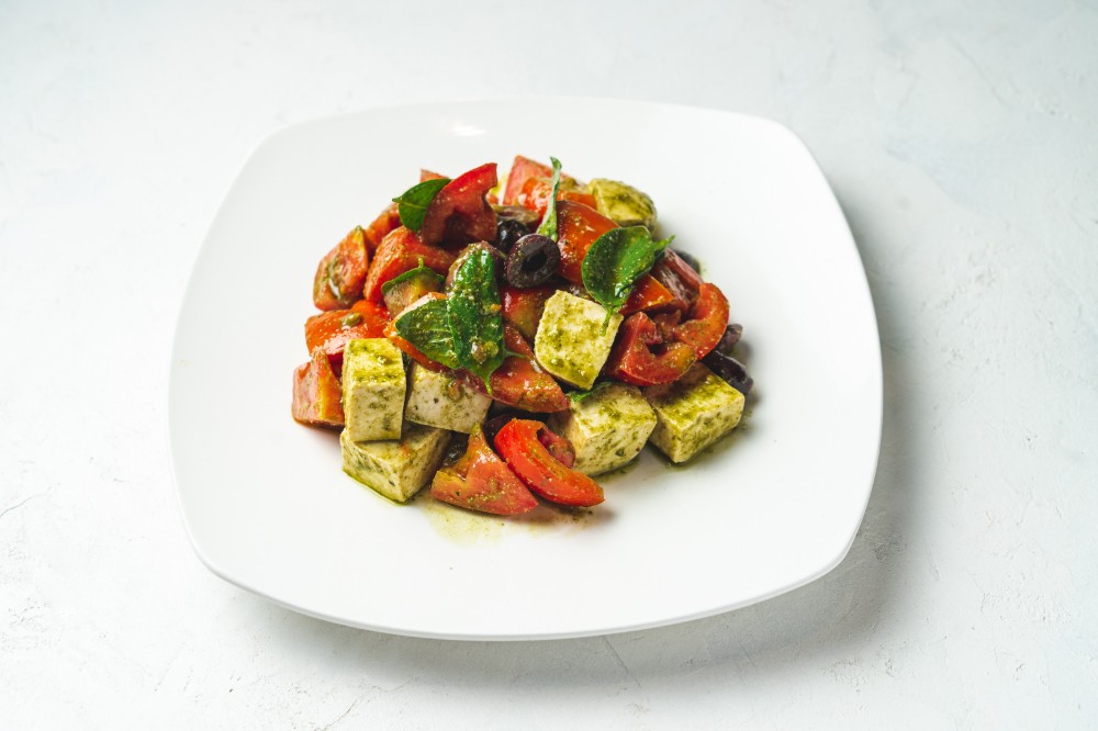Caprese Salad Vegan