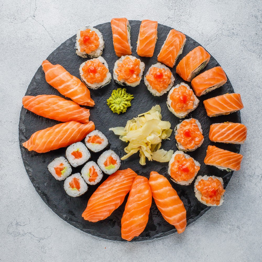 Cет Salmon party