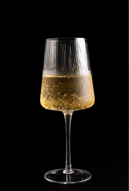 White Dabalio Glass