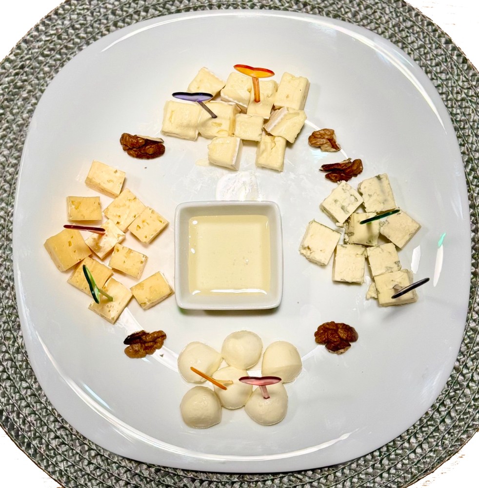Сирна тарілка 250г