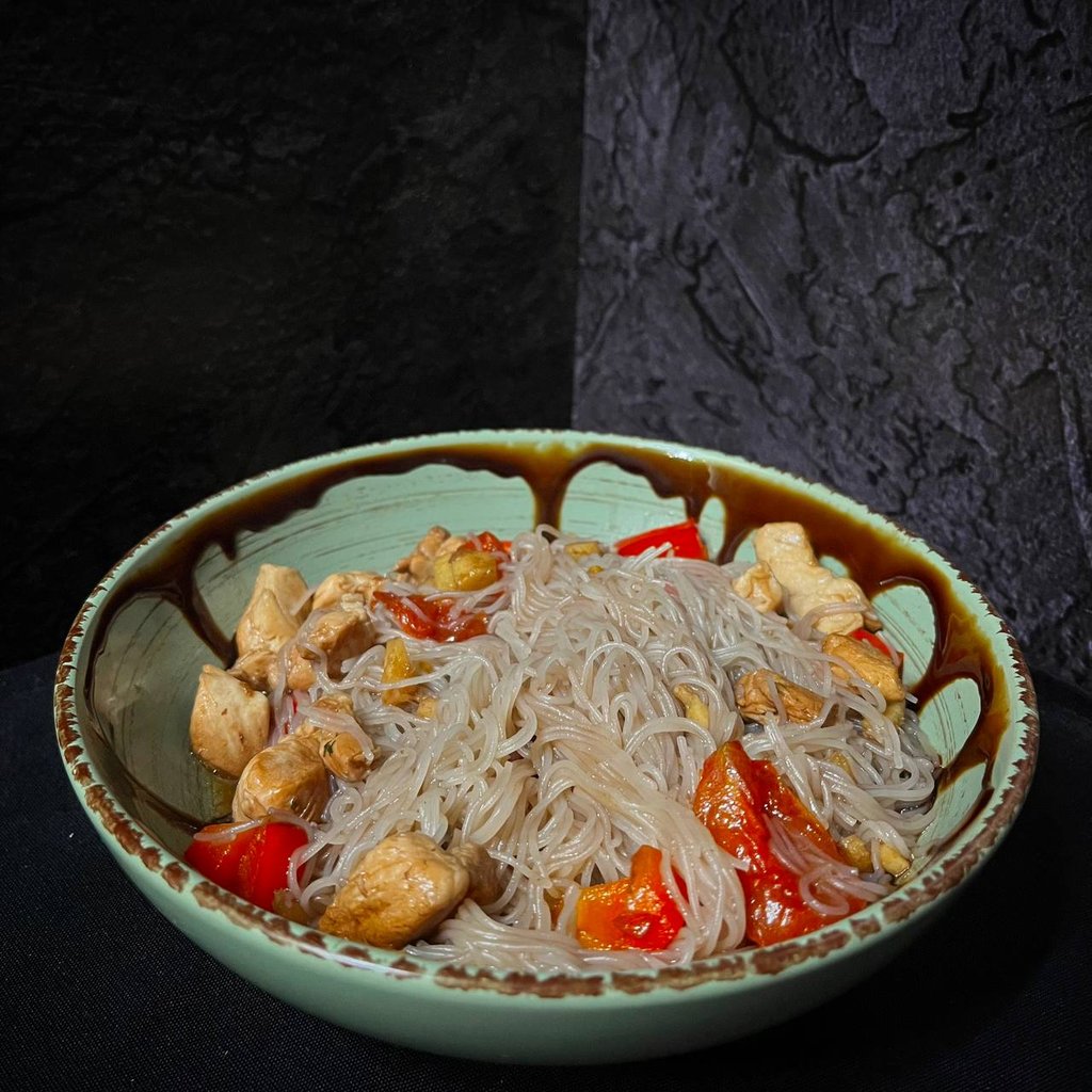 Фунчоза з куркою