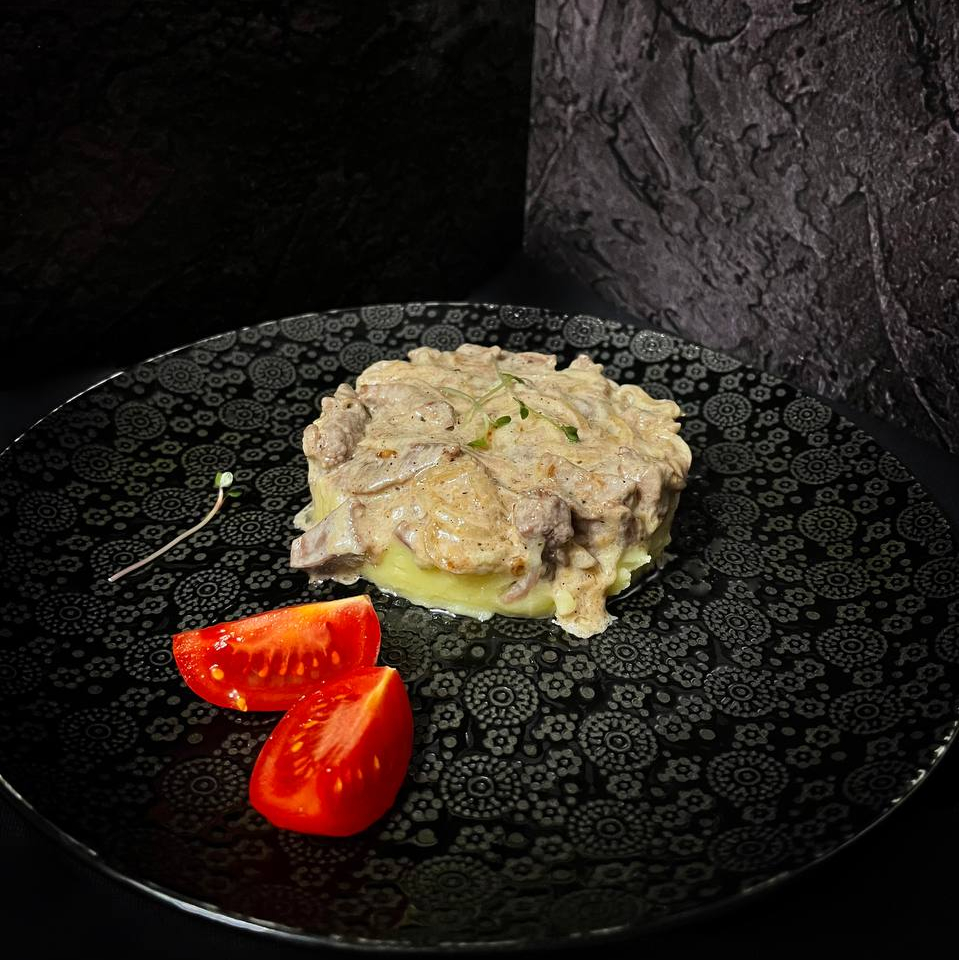 Курка по-строгановськи