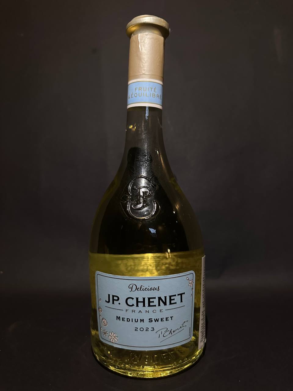 Вино "JP Chenet Blanc Medium Sweet - Жан Поль Шене Блан Медіум Світ" біле, н/сол. 0,75л ТМ "J.P. Chenet". Компанія "Les Grands Chais de France (L.G.C.F.)"