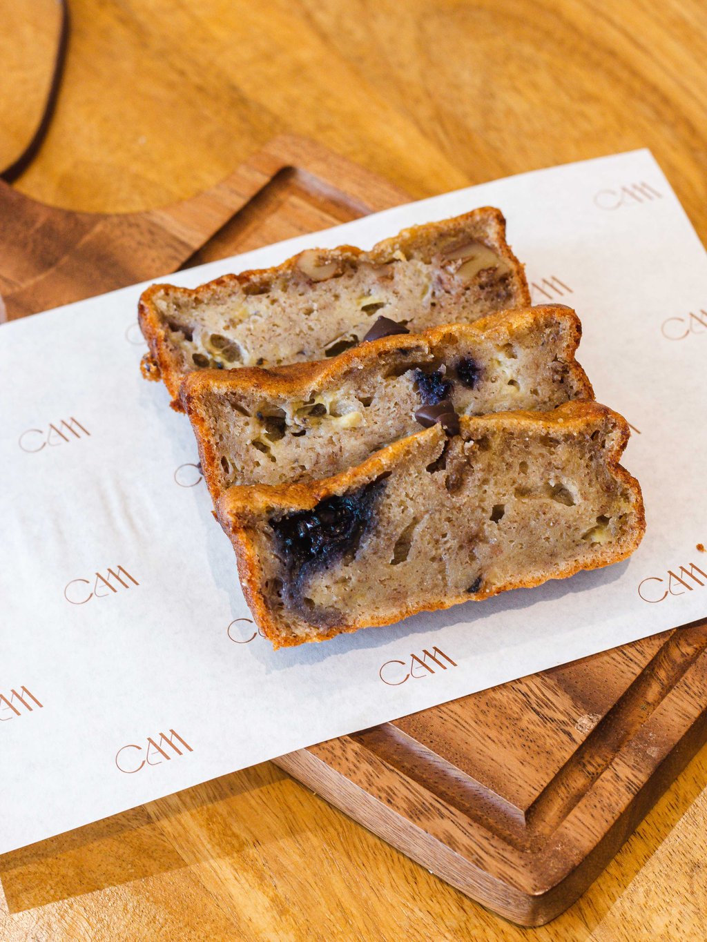 Banana berry bread