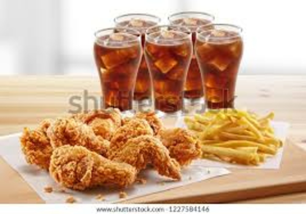 5 piece Fried Chicken ,5 Regular wings,8 Nuggets, Large chips,1L soda