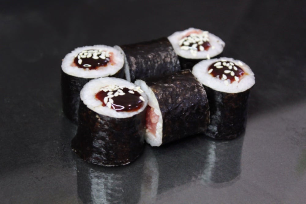 Макі рол з тунцем