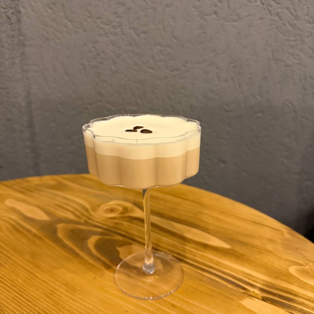 Коктейль Flat White Martini