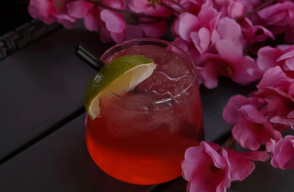 Pink Gin Tonik Б/А