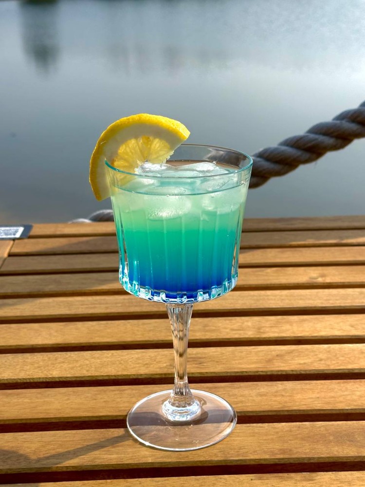 Коктейль  Azur Mood 250 мл
