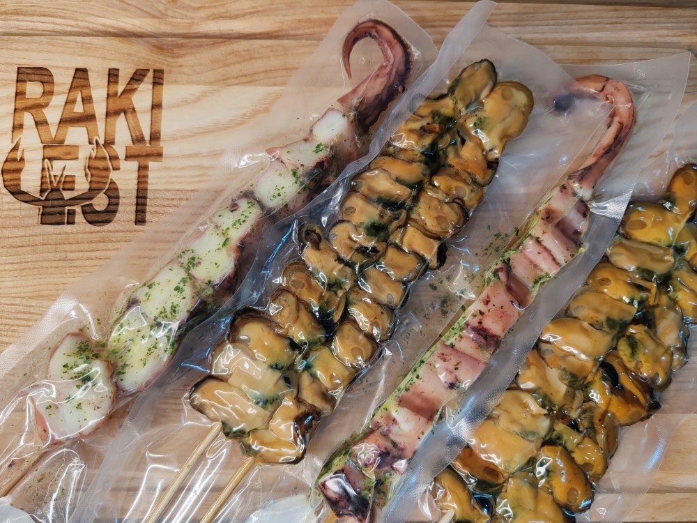 Шашлички із морепродуктів в асортименті ( шт)