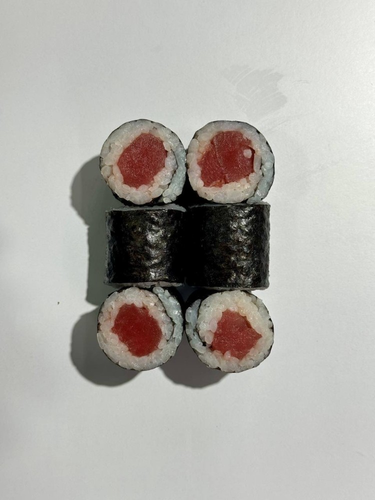 Макі з тунцем