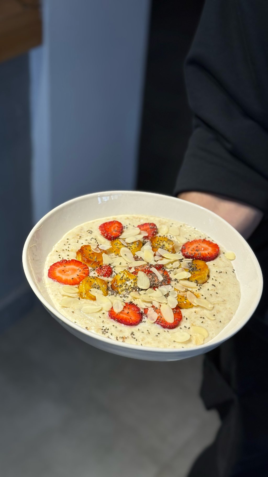 Oatmeal porridge with Caramelized Banana