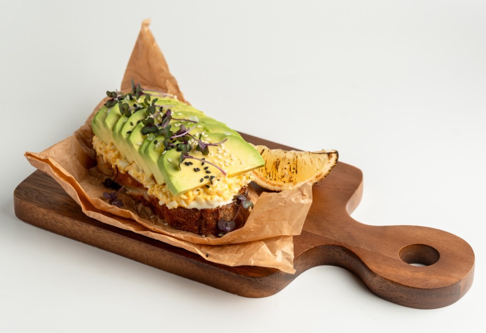 Avocado & Eggs Toast