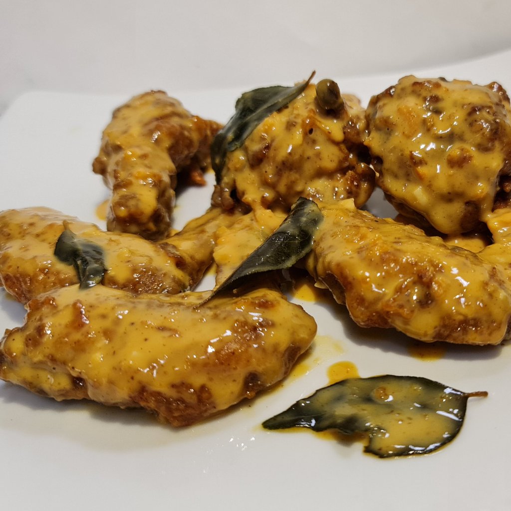 Salted Egg Wings 8 pcs