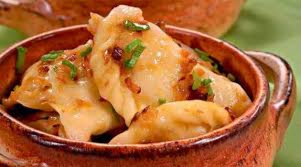 Вареники з картоплею та печерицями