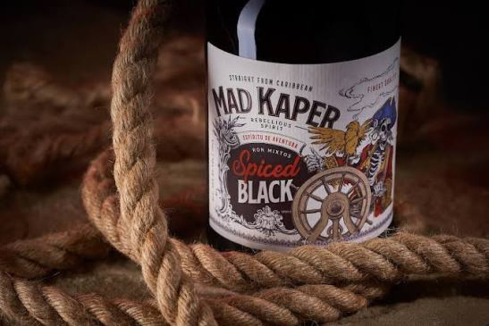 ром "Mad Caper Black Spiced"