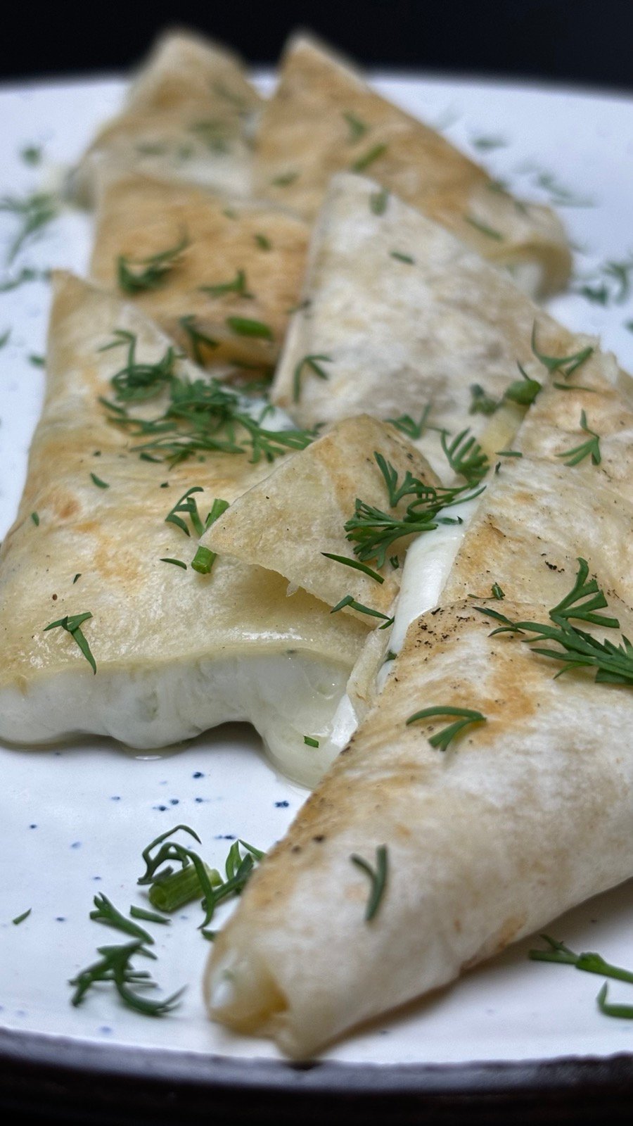Лаваш з моцарелою