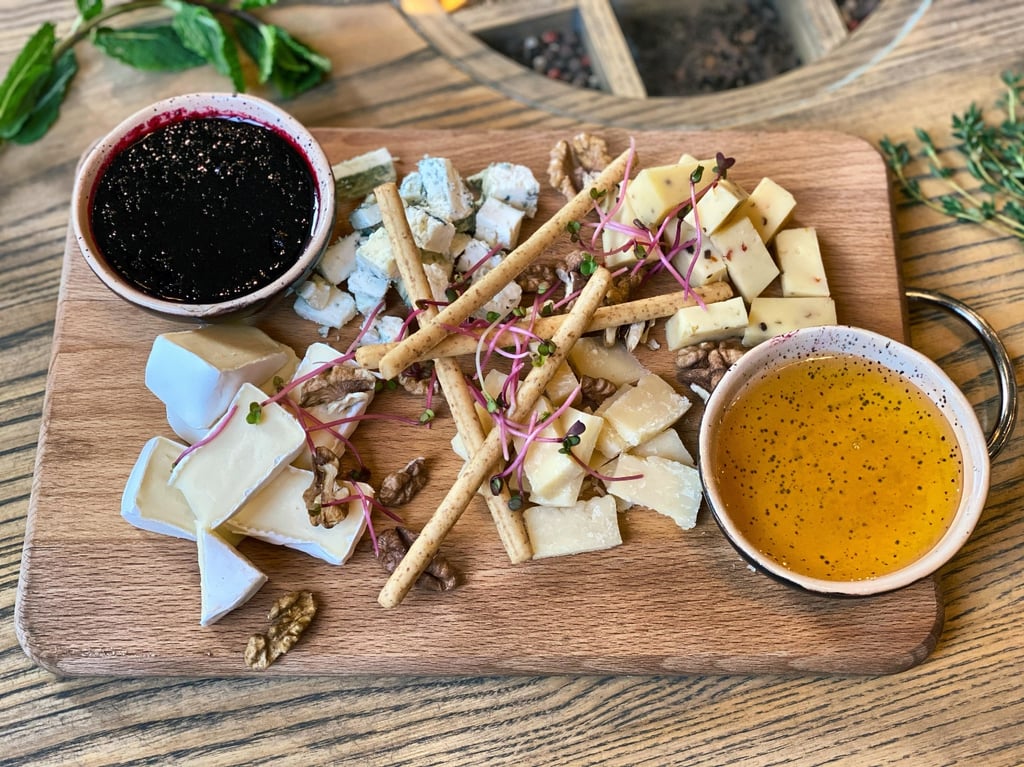 Дошка європейських сирів (160г/30г/30г)