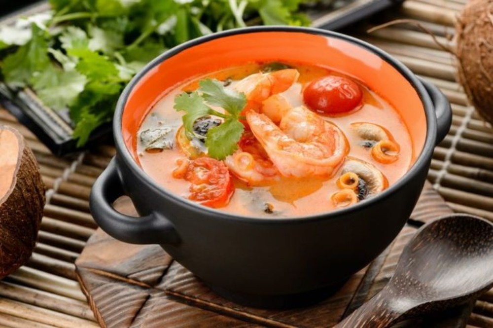 Том Ям з креветками (400г)