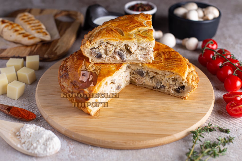 з Куркою, фірмовим сиром і Шампіньйонами