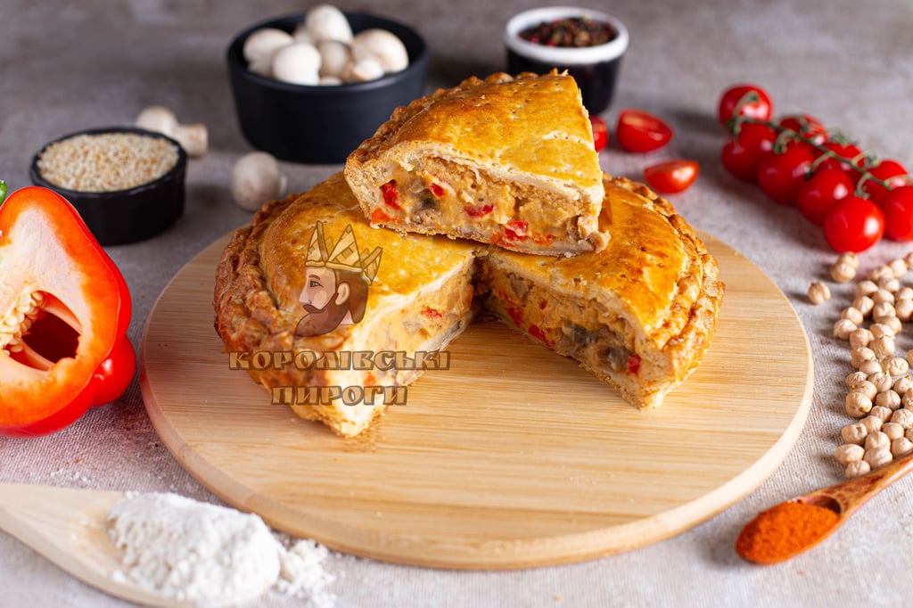 з Хумусом, тахіні та овочами