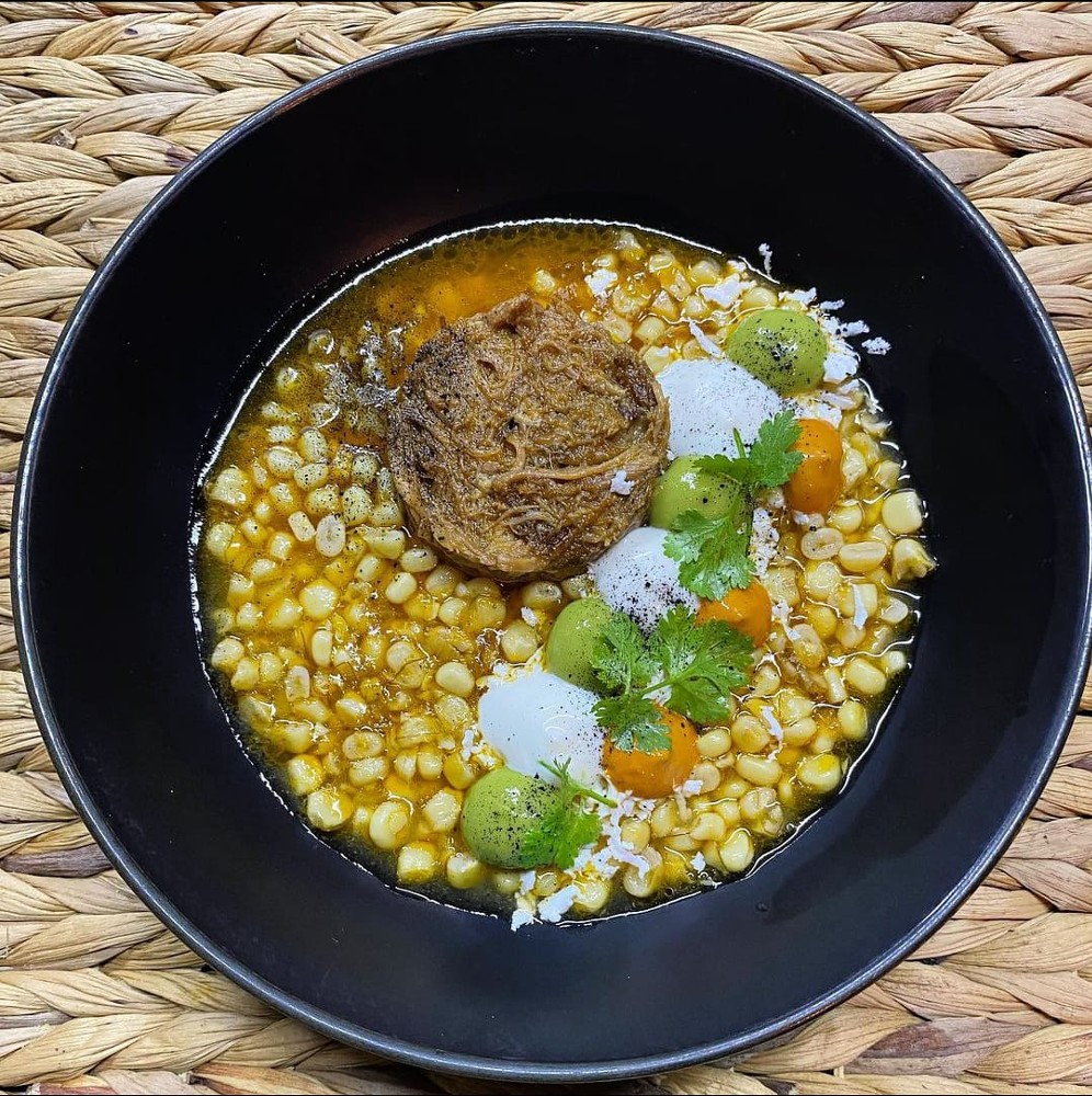 Esquite Placero | Corn With Cochinita