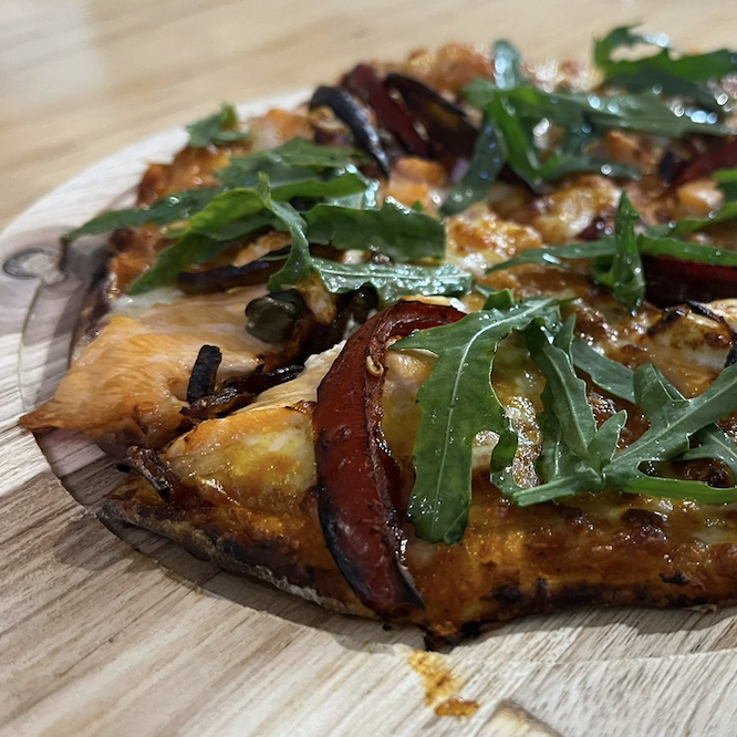 Salmón y queso de cabra