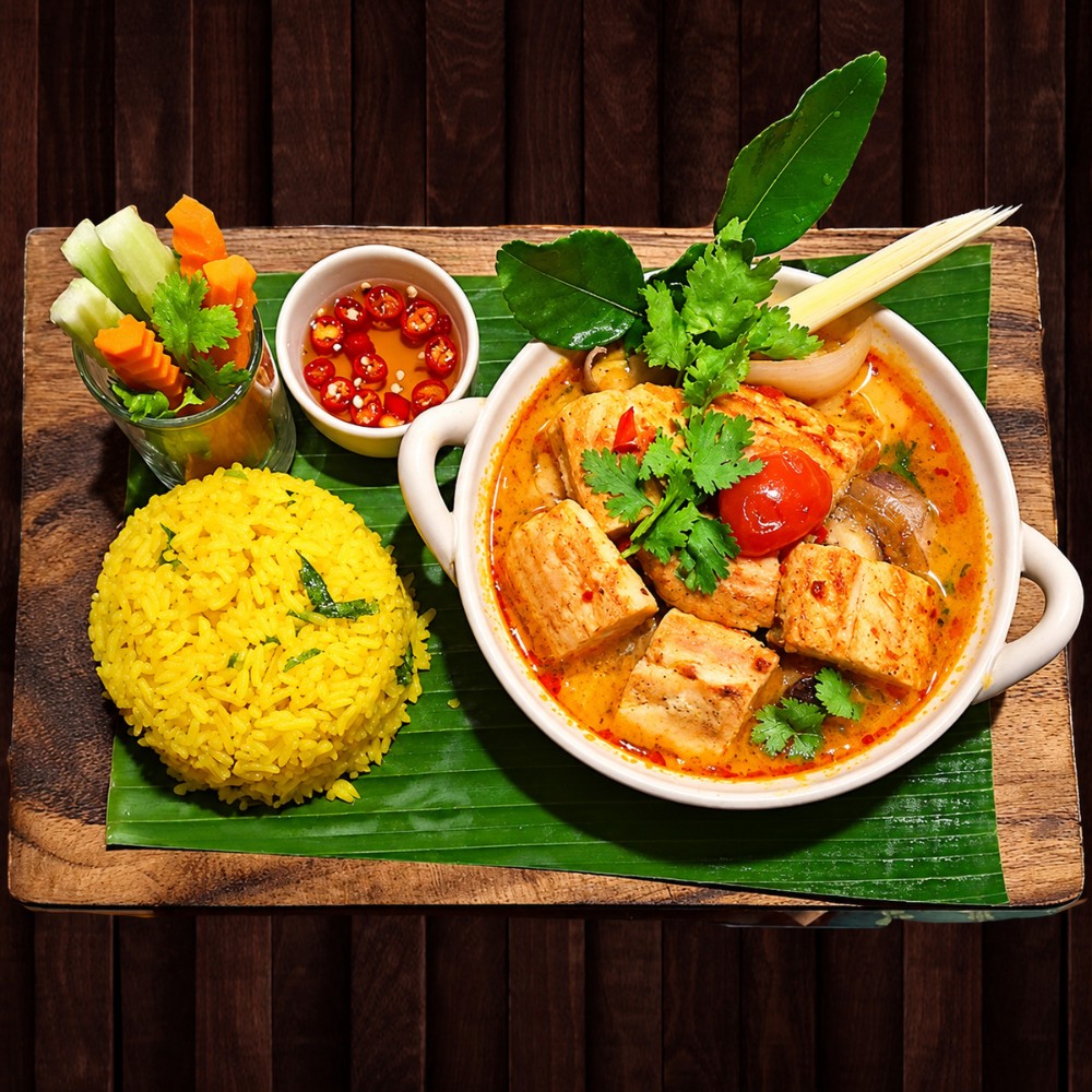 Tom Yum Gai ( Spicy Chicken Soup )