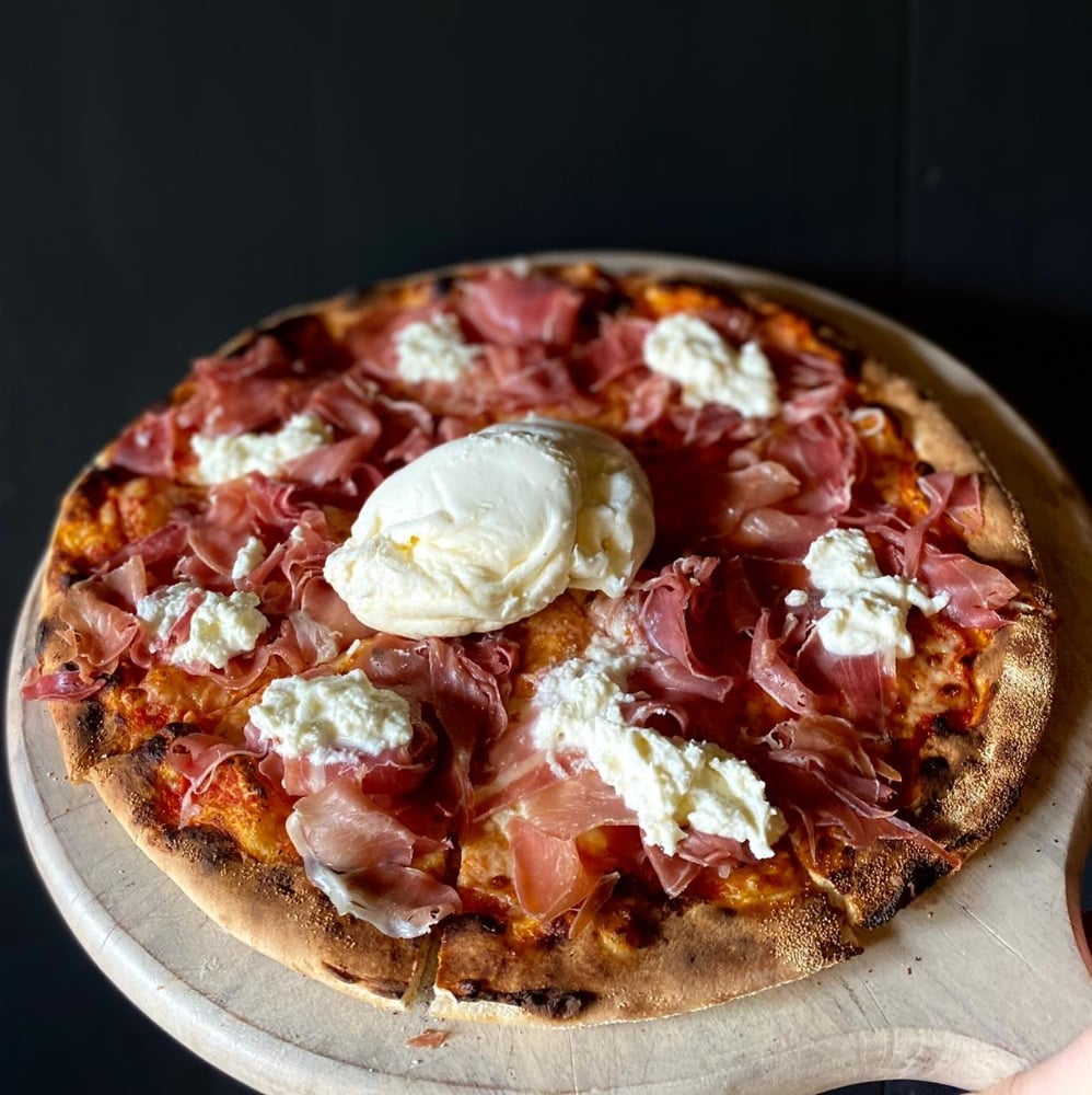 Pizza Burrata con Prosciuto 30 cms