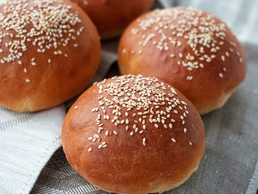 Булочка бургерна 50г
