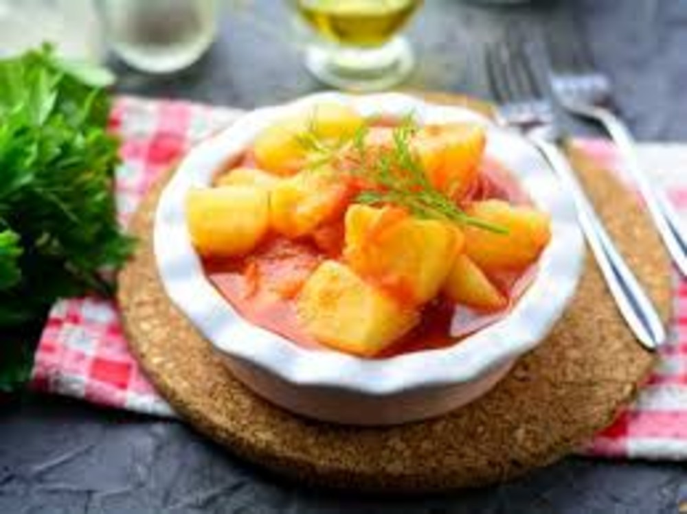 Картопля тушкована із цибулею, морквою та  томатом б/г б/л   120г