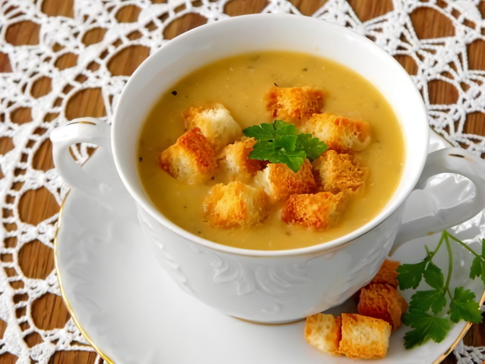 крем-суп овочевий із сочевицею  та крутонами бг/бл 240/10г