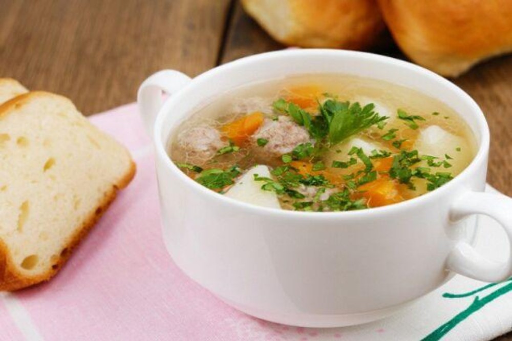 Суп с фрикадельками из курицы
