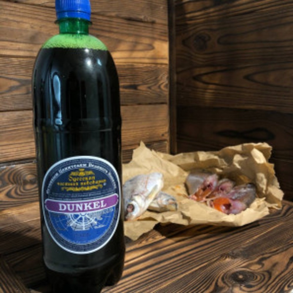 Пиво "Дункель" 1л