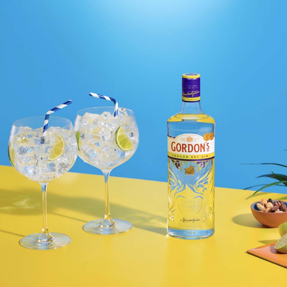 Джин "Gordon's"