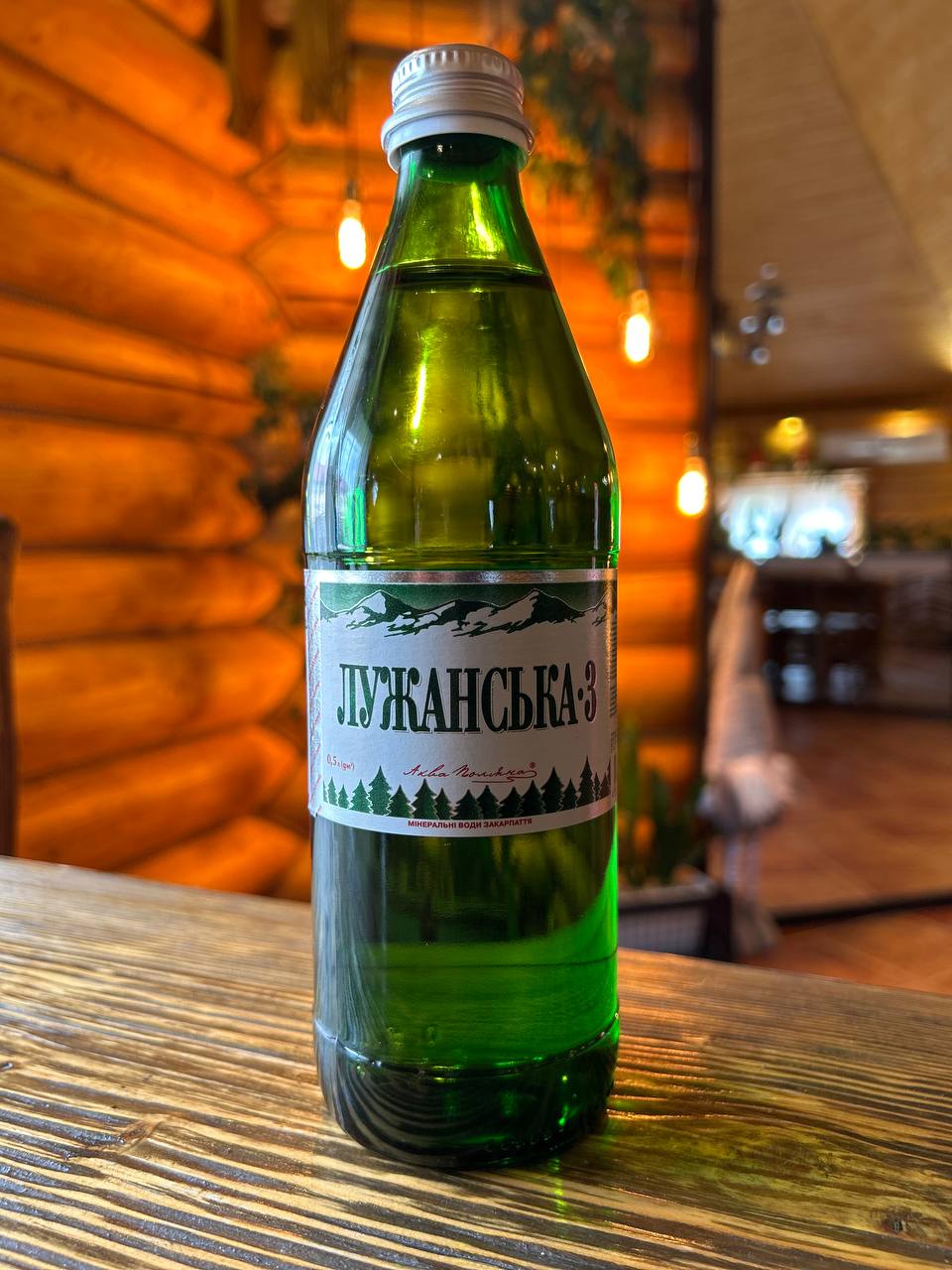 Вода мін."Лужанська"