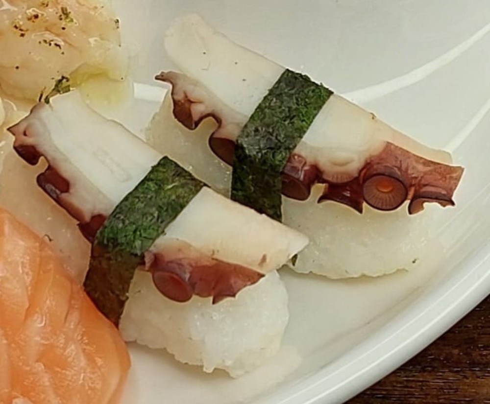 NIGIRIS DE PULPO