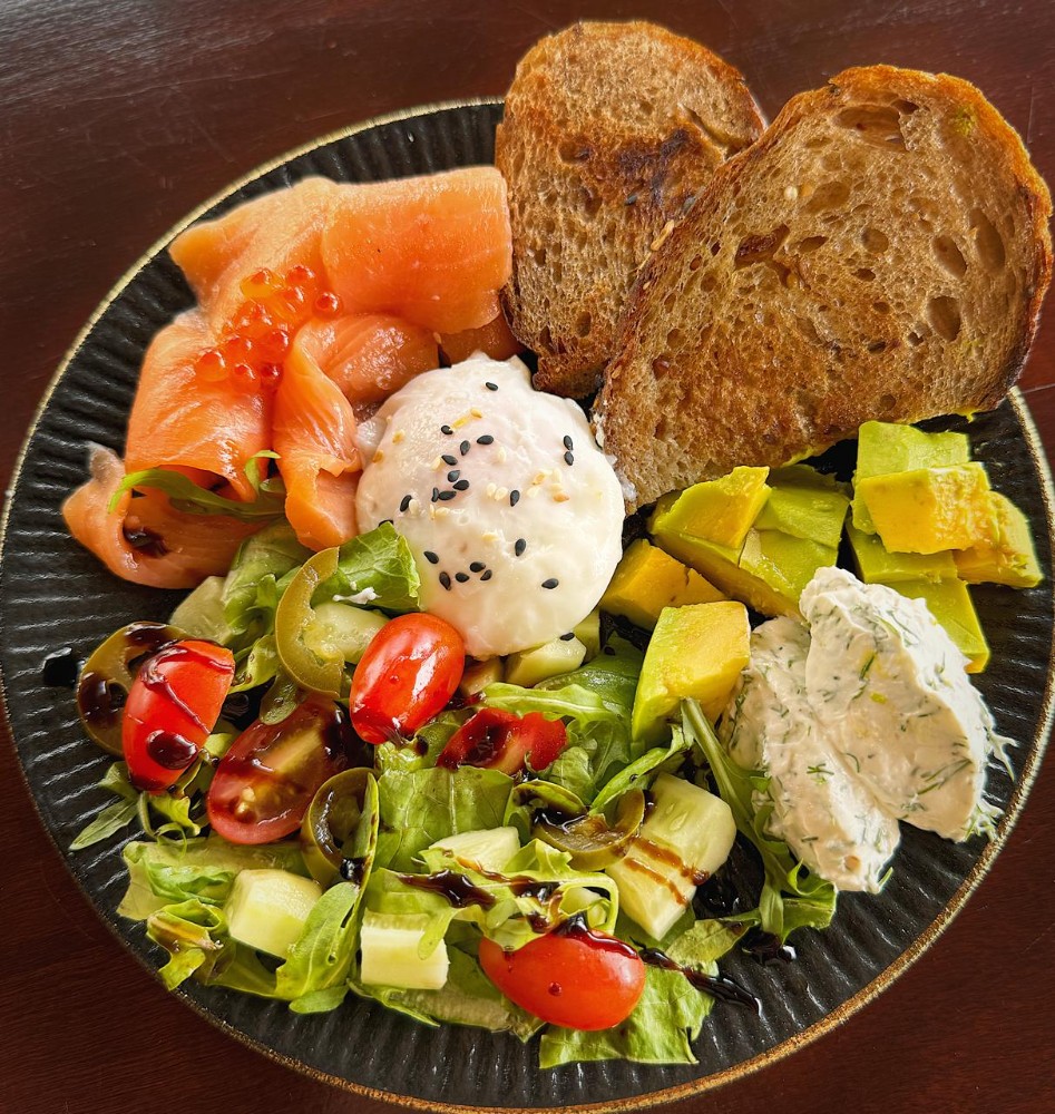 Salmon breakfast