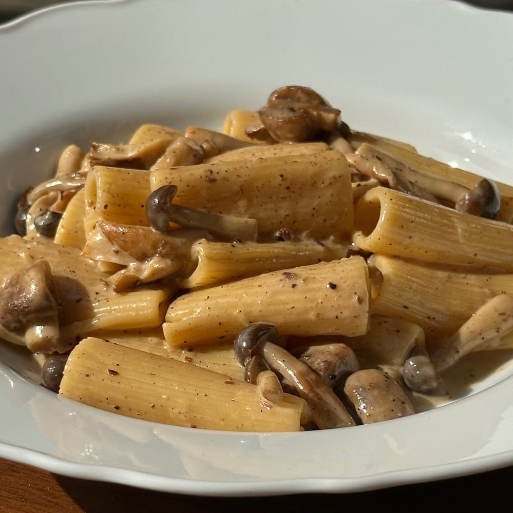 Pasta creamy mushrooms d