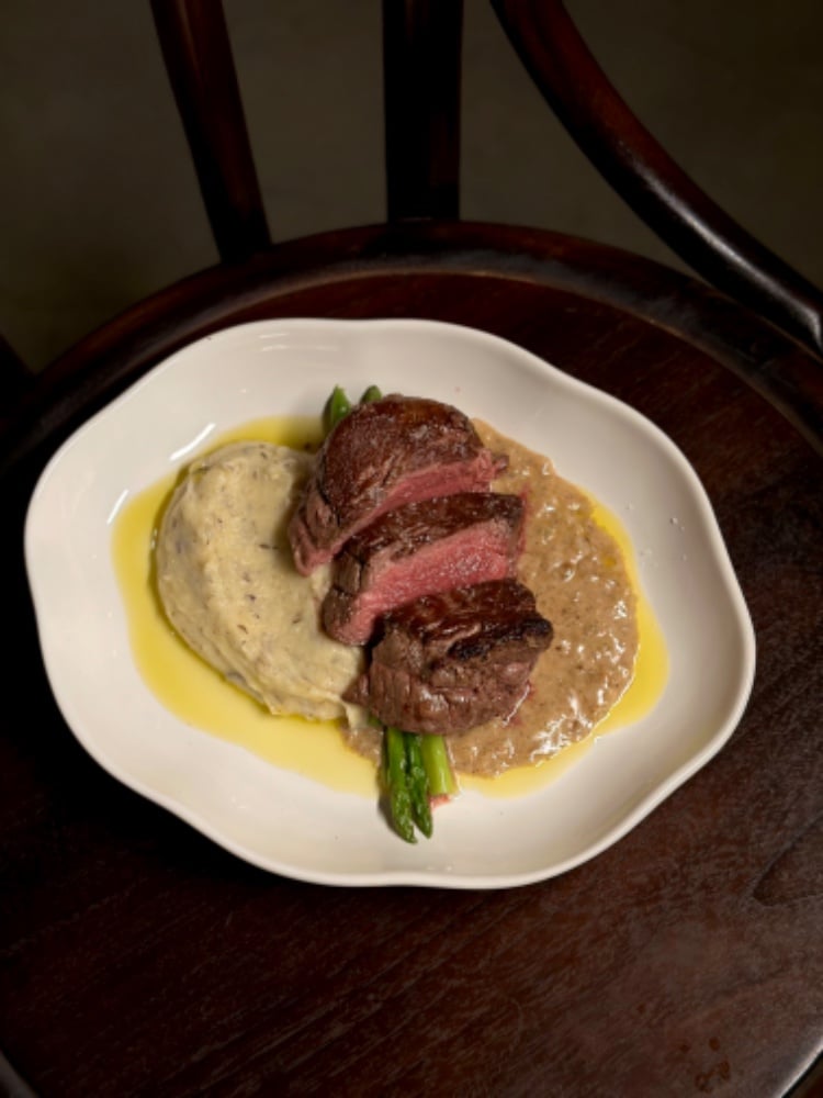 Filet Mignon with truffle pure & black pepper sauce