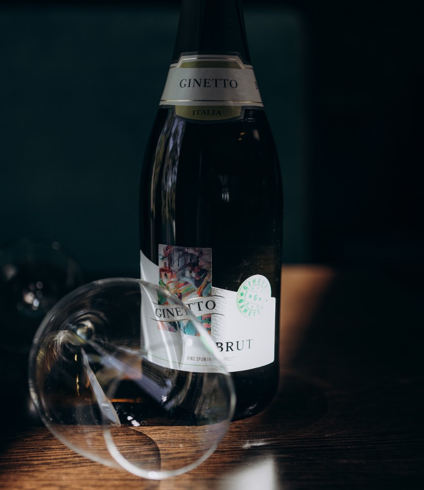 Вино ігристе Ginetto Spumante Brut 0.75 л (біле брют)