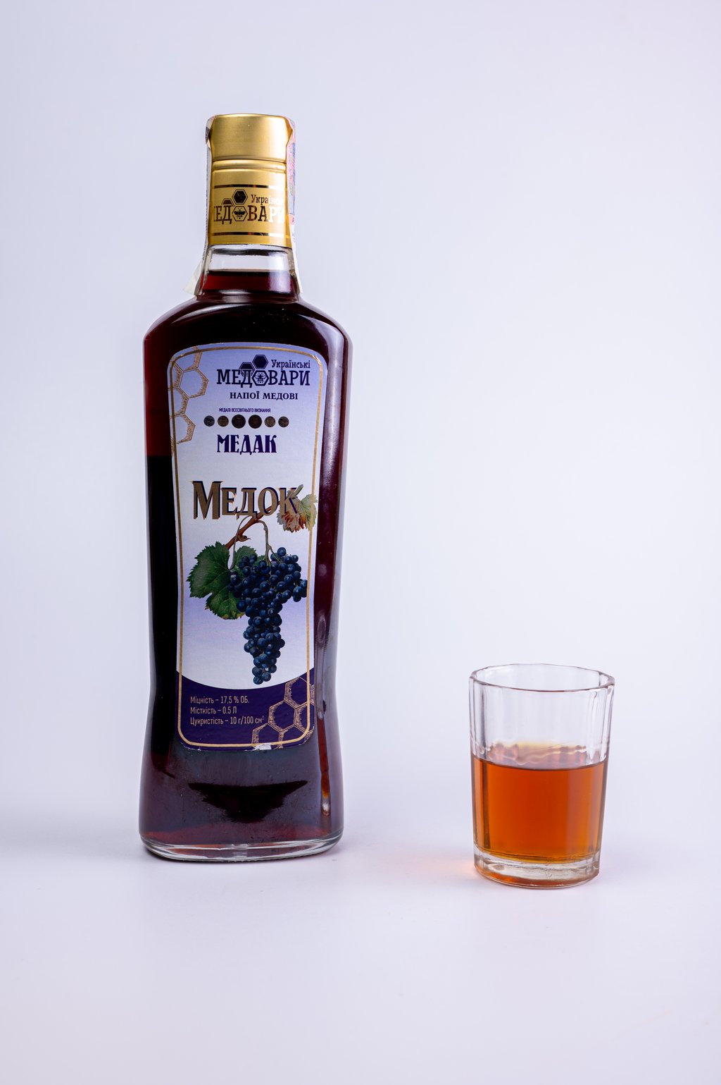 Медаки в асортименті