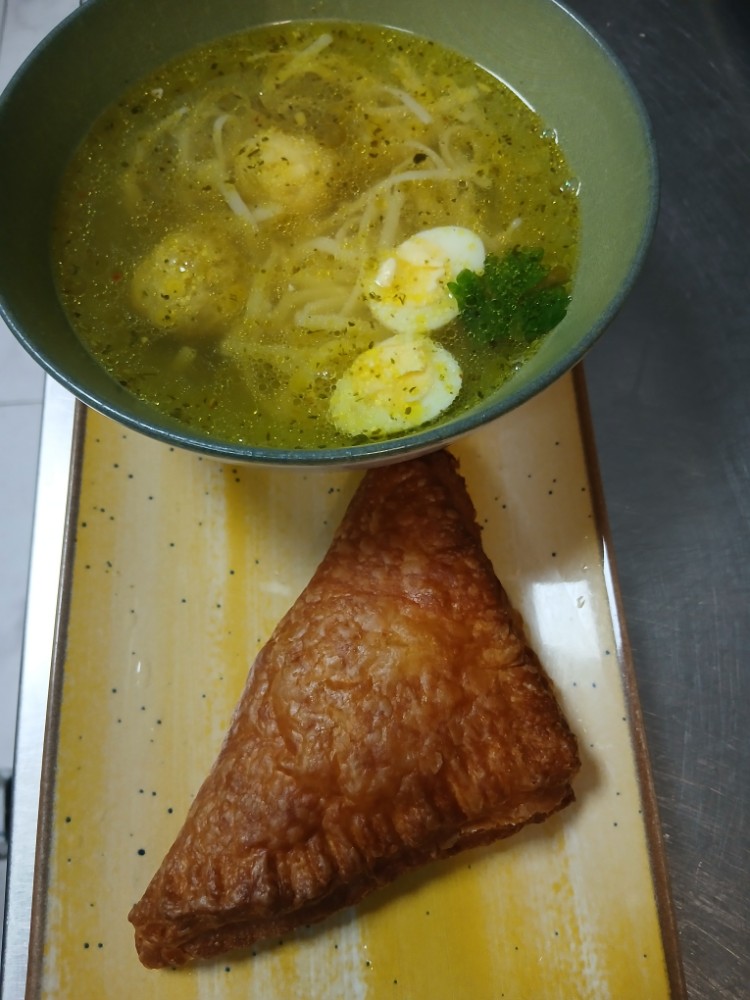 Бульйон курячий