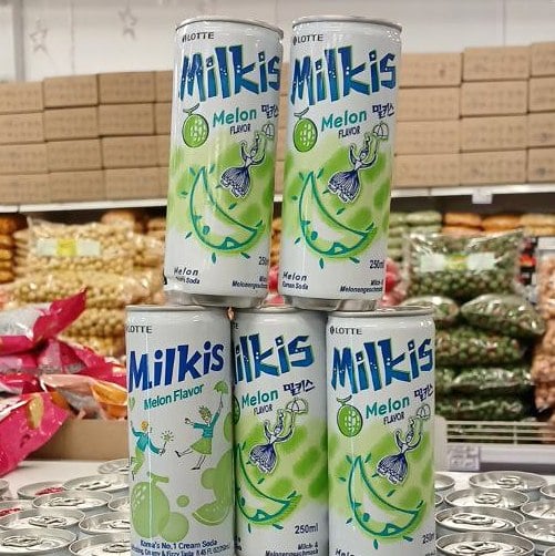 Напій газований Milkis Диня з/б (2) (3434), 0.25мл