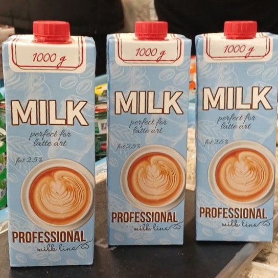 Milk perfect for latte art, Молоко ультрапак. 2.5% (Спарта), 1кг