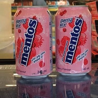 Напій Mentos Ягідний мікс з/б (престиж-компані) 340мл