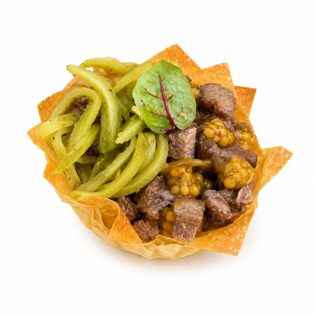 Корзинка фило с говядиной и корнишонами 1 шт.