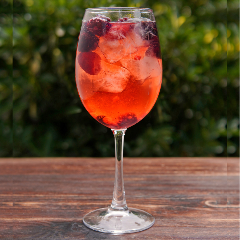 Aperol Berry Spritz GIFT