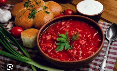 Борщ з пампушками та салом