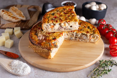Кіш з Куркою, фірмовим сиром і Шампіньйонами